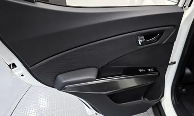 KG_Mobility_Ssangyong TIBOLI 2022, 51229 км, за 9572.18 USD - фото 25