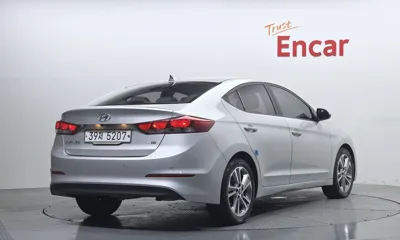 Hyundai Avante 2018, 42737 км, за 6830.61 USD