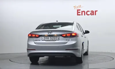 Hyundai Avante 2018, 42737 км, за 6830.61 USD