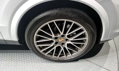 Porsche Cayenne 2023, 20872 км, за 67353.81 USD