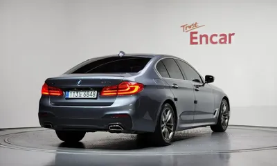 BMW 5-Series 2018, 45720 км, за 17915.32 USD
