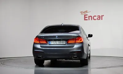 BMW 5-Series 2018, 45720 км, за 17915.32 USD