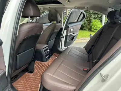 BMW 3 Series 2019, 60000 км, за 12966.14 USD - фото 6