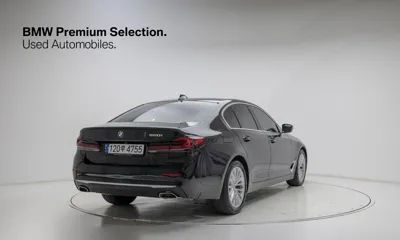 BMW 5-Series 2023, 24143 км, за 24720.29 USD