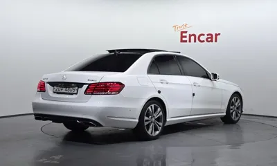 Mercedes-Benz E-Class 2014, 101717 км, за 8190.86 USD - фото 2