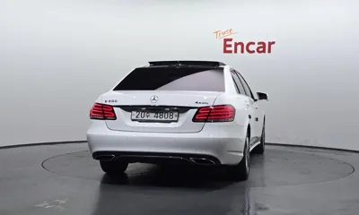 Mercedes-Benz E-Class 2014, 101717 км, за 8190.86 USD - фото 4