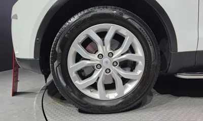 Land Rover Discovery 2019, 91529 км, за 14375.74 USD
