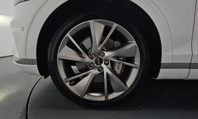 Genesis GV70 2025, 33162 км, за 37719.89 USD