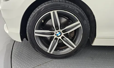BMW 1-Series 2017, 227398 км, за 5868.45 USD
