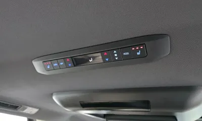 Toyota Sienna 2021, 54792 км, за 28620.19 USD - фото 18
