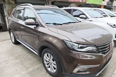 Roewe RX5 2018, 97300 км, за 6205 USD