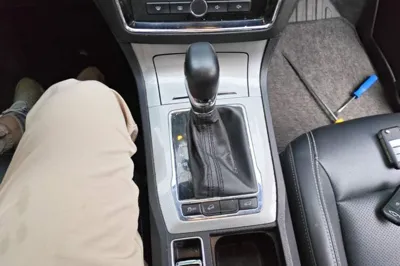 Roewe RX5 2018, 97300 км, за 6205 USD - фото 16