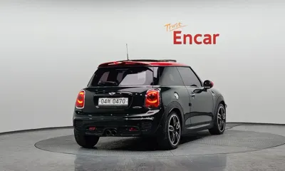 MINI Cooper 2016, 60157 км, за 10175.09 USD