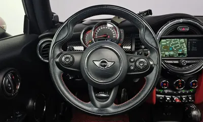 MINI Cooper 2016, 60157 км, за 10175.09 USD - фото 13