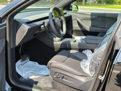 Tesla Model Y 2026, 20 км, за 47423.93 USD - фото 9