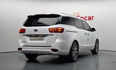 Kia Canival 2019, 221177 км, за 6930.95 USD