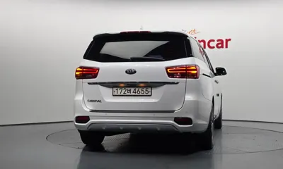 Kia Canival 2019, 221177 км, за 6930.95 USD