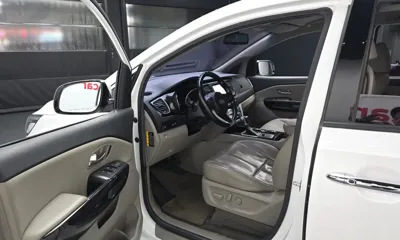 Kia Canival 2019, 221177 км, за 6930.95 USD - фото 10