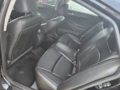 Hyundai Sonata 2010, 92674 км, за 2756.99 USD