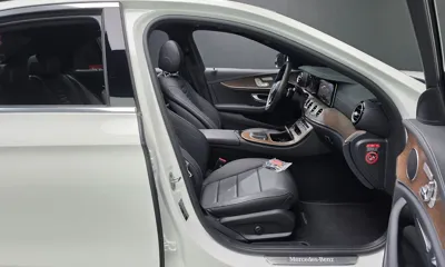 Mercedes-Benz E-Class 2023, 28109 км, за 28423.26 USD - фото 26