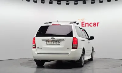 Kia Canival 2013, 86311 км, за 3633.96 USD