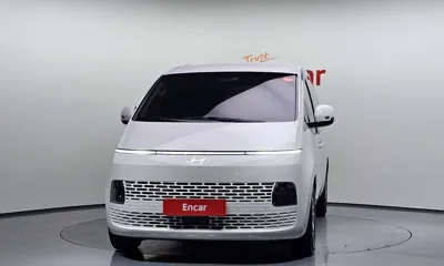 Hyundai Staria 2025, 18887 км, за 20350.18 USD
