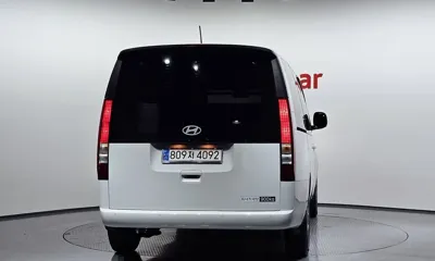 Hyundai Staria 2025, 18887 км, за 20350.18 USD