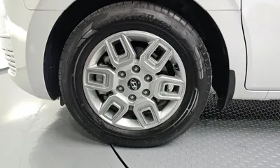 Hyundai Staria 2025, 18887 км, за 20350.18 USD