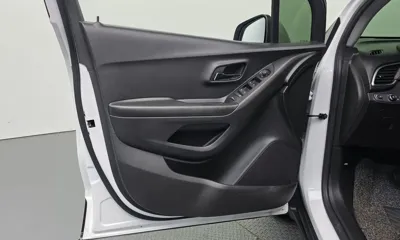 ChevroletGMDaewoo Trax 2022, 51324 км, за 13986.48 USD - фото 24
