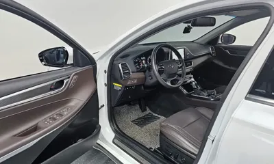 Hyundai Grandeur 2019, 45272 км, за 14375.74 USD - фото 11