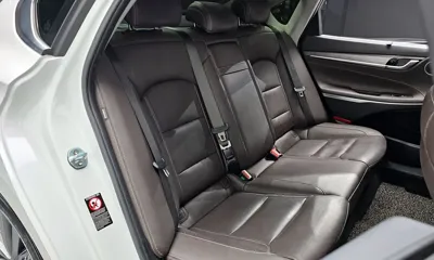 Hyundai Grandeur 2019, 45272 км, за 14375.74 USD - фото 12