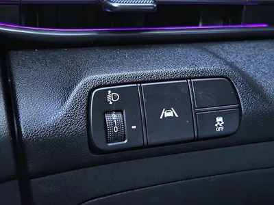 Hyundai Avante 2022, 55274 км, за 15827.8 USD - фото 15