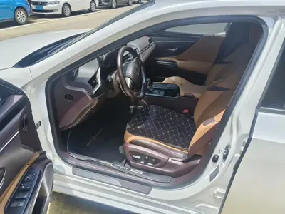 Lexus ES 2020, 66000 км, за 22924.81 USD