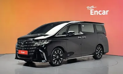 Toyota Alphard · 2025 год
