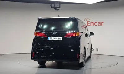 Toyota Alphard 2025, 15627 км, за 70319.7 USD