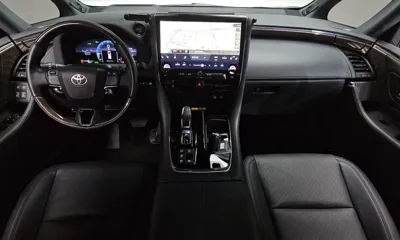 Toyota Alphard 2025, 15627 км, за 69882.94 USD - фото 7