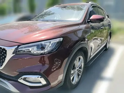 MG HS