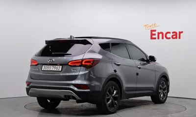 Hyundai Santafe 2016, 168060 км, за 8791.65 USD