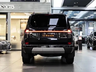 Lexus GX 2025, 15500 км, за 108238.04 USD