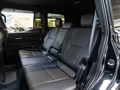 Lexus GX 2025, 15500 км, за 108238.04 USD - фото 12