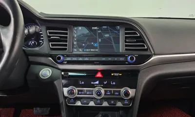 Hyundai Avante 2019, 51465 км, за 9042.42 USD - фото 12