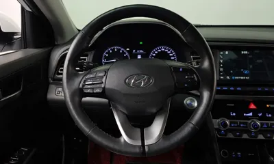 Hyundai Avante 2019, 51465 км, за 9042.42 USD - фото 13
