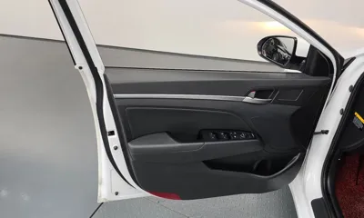 Hyundai Avante 2019, 51465 км, за 9042.42 USD - фото 24