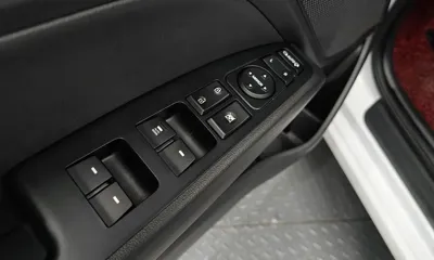 Hyundai Avante 2019, 51465 км, за 9042.42 USD - фото 32