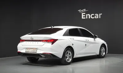 Hyundai Avante 2021, 86680 км, за 9706.85 USD
