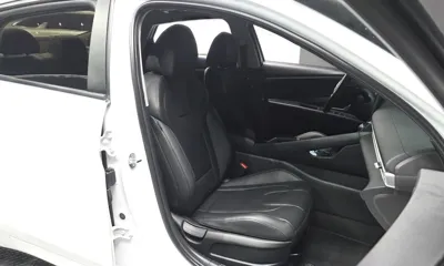 Hyundai Avante 2021, 86680 км, за 9706.85 USD - фото 26