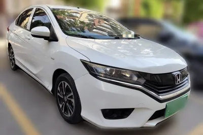 Honda Greiz 2016, 30900 км, за 5677 USD