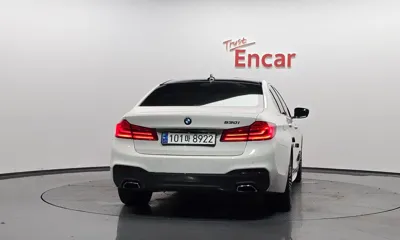 BMW 5-Series 2019, 82831 км, за 20021.01 USD