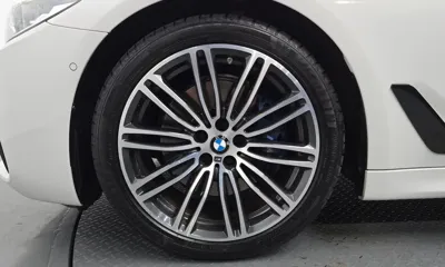 BMW 5-Series 2019, 82831 км, за 20021.01 USD