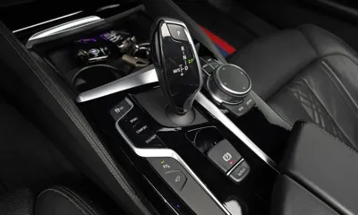 BMW 5-Series 2019, 82831 км, за 20021.01 USD - фото 9